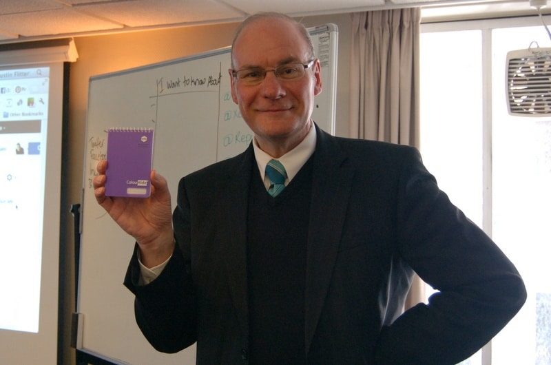 Roger Lewis of Aquila Alta at the VA Conference, Wellington, NZ 2012